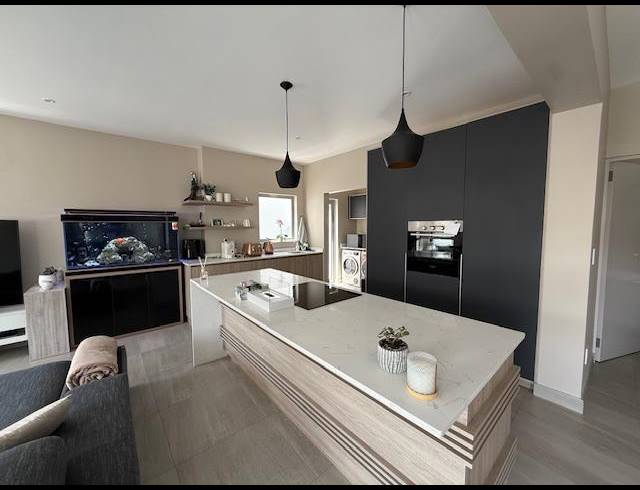 4 BEDROOM PROPERTY TO RENT IN BRYANSTON